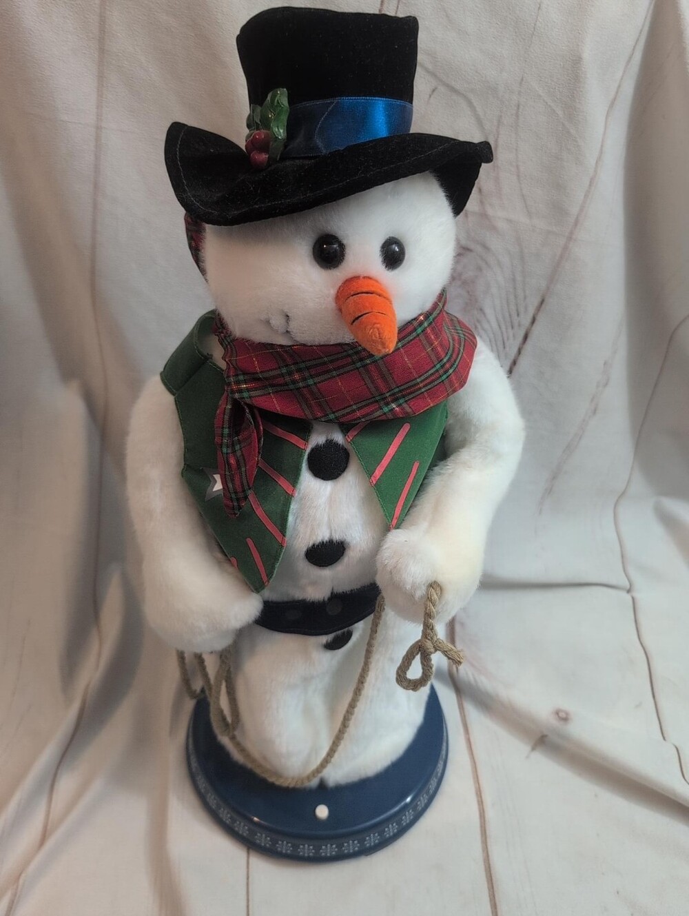 Vintage Gemmy Cowboy Snowman Lasso Singing Dancing Animated Christmas Works